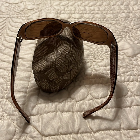 Coach official tortoise shell prescription sunglasses with bifocals in case - Picture 3 of 8